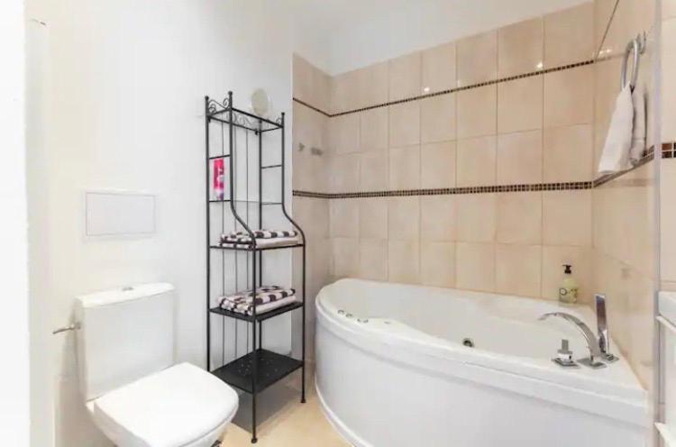 Lenka'S Cozy Red Studio + Lenka'S Cozy Gold Apartment Praha Exteriér fotografie