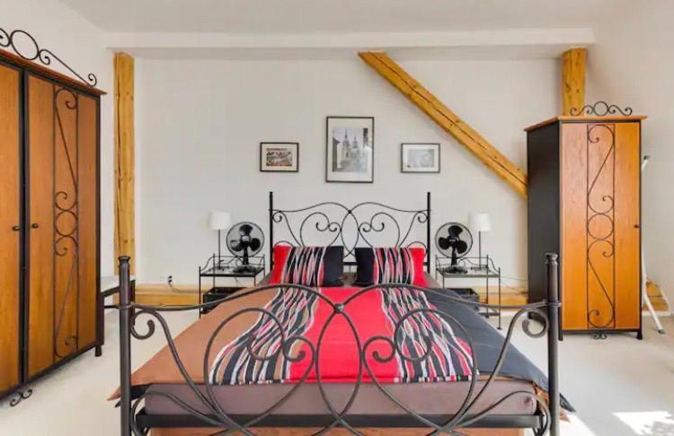 Lenka'S Cozy Red Studio + Lenka'S Cozy Gold Apartment Praha Exteriér fotografie